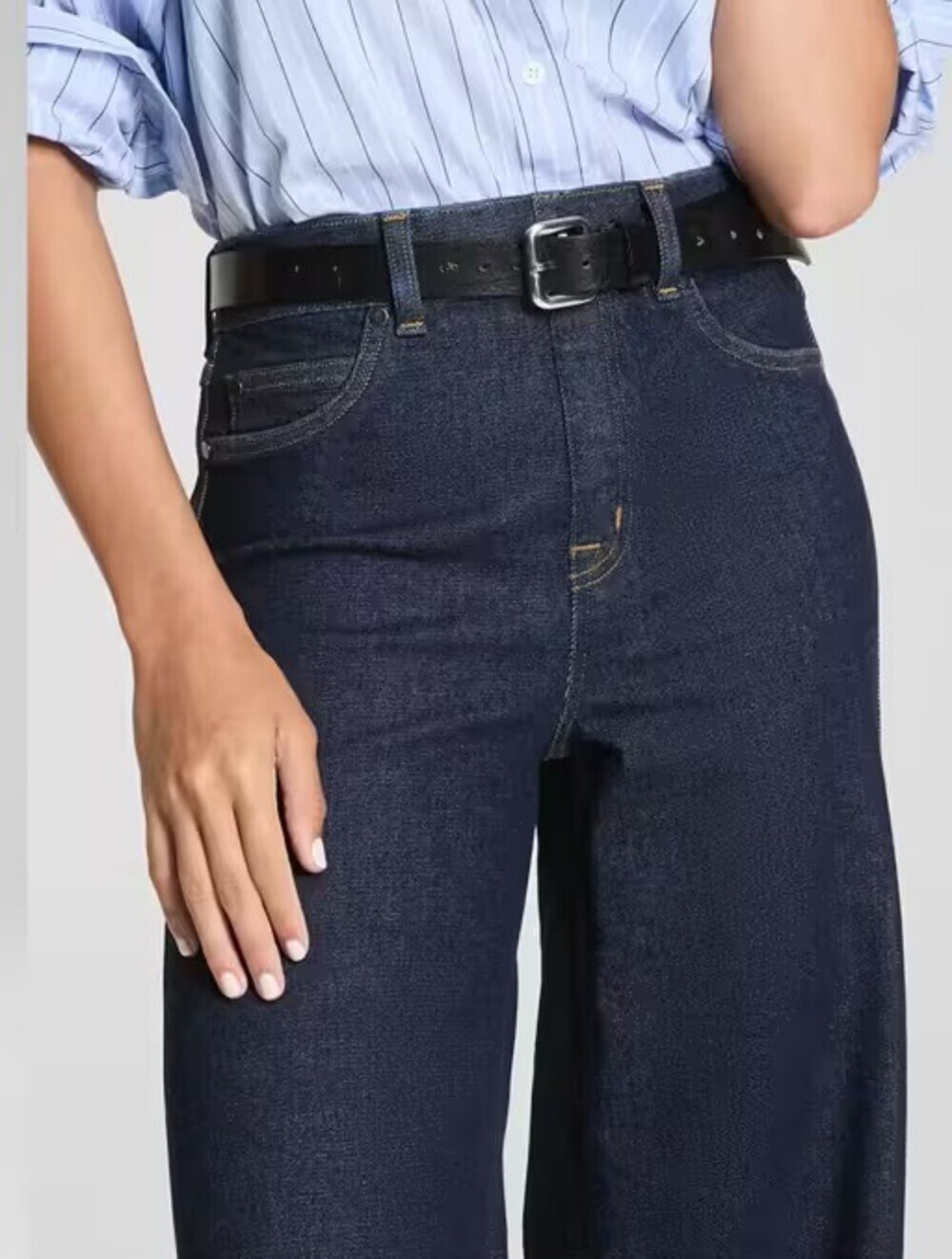 SPANX Wide Leg Raw Indigo Jeans Women’s Medium Stretch Sculpt High Rise Denim - Picture 4 of 15